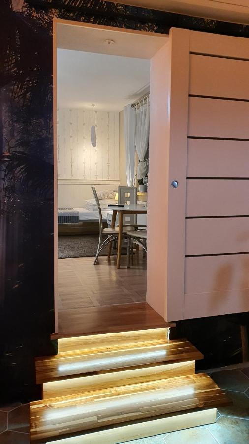 Stara Szkola W Weremowicach Apartment Weremowice Exterior foto